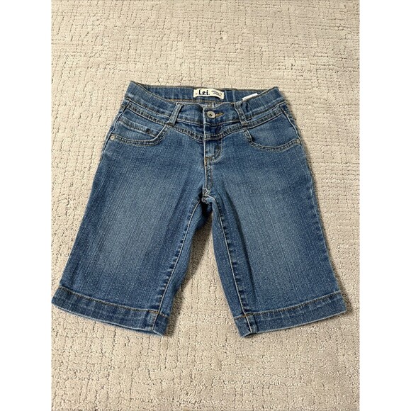 LEI Y2k Jeans Shorts Chelsea Lowrise. Girl’s Size 8 Embroider Pockets - Picture 2 of 13